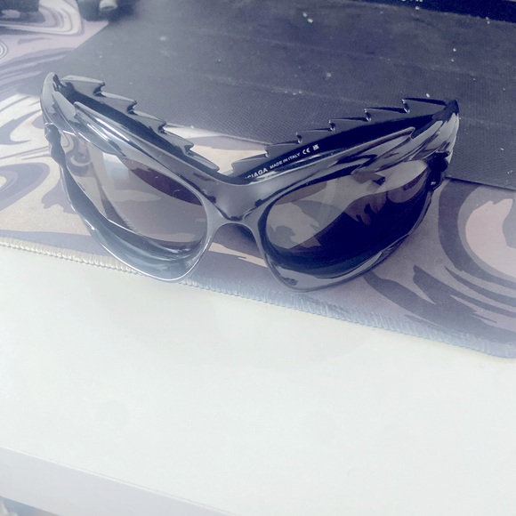 Cool glasses with epic 2099 design